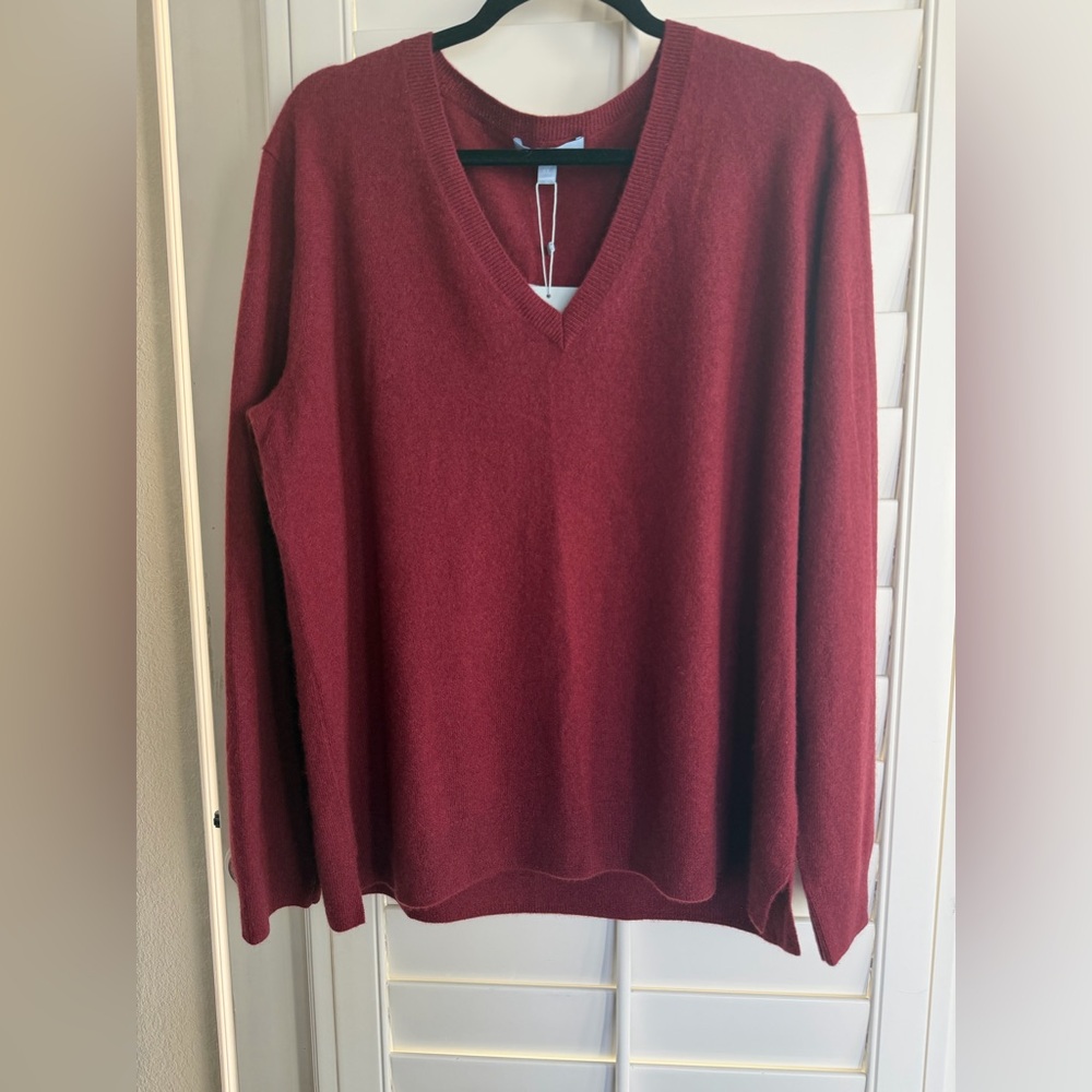 NWT Antonio Melani 100% Cashmere Sweater – Bordeaux – XL – V-Neck
